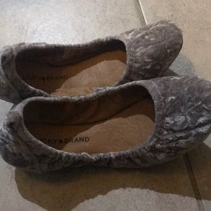 Lucky brand Elessia flat sz 8.5 brand new